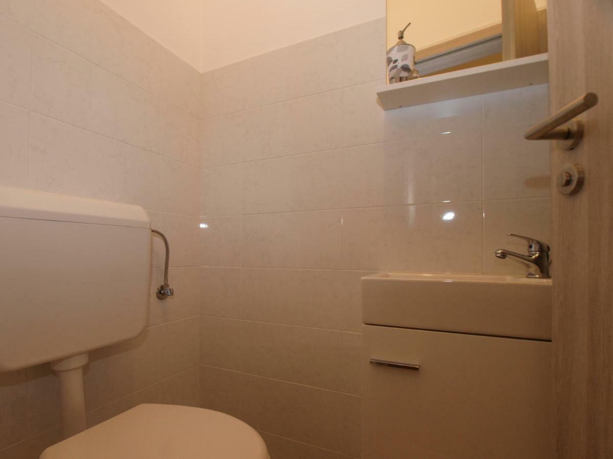 4 Stars Apartments-Pikula Fazana Exterior photo
